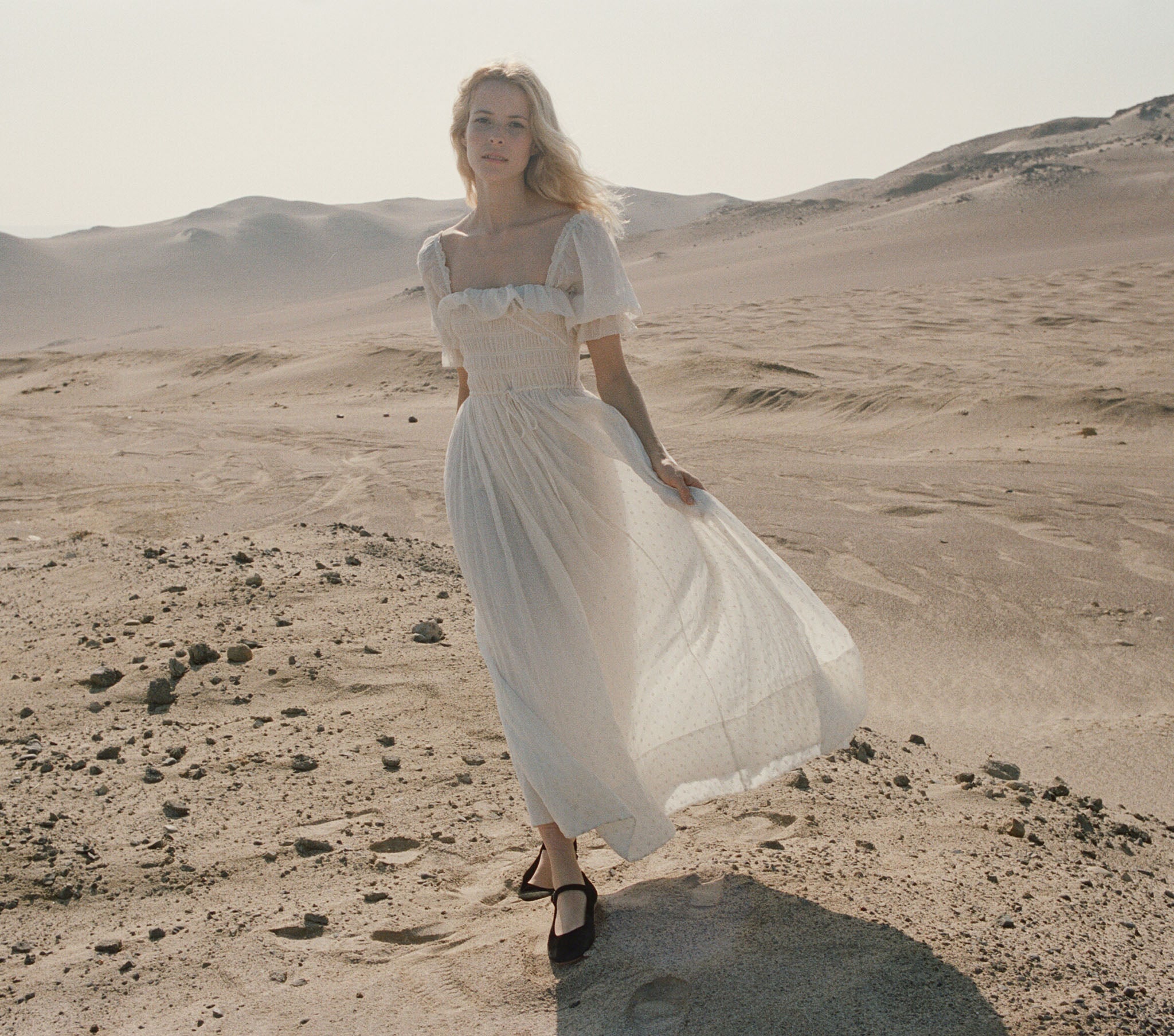 HMD -- SOL DRESS -- SALT