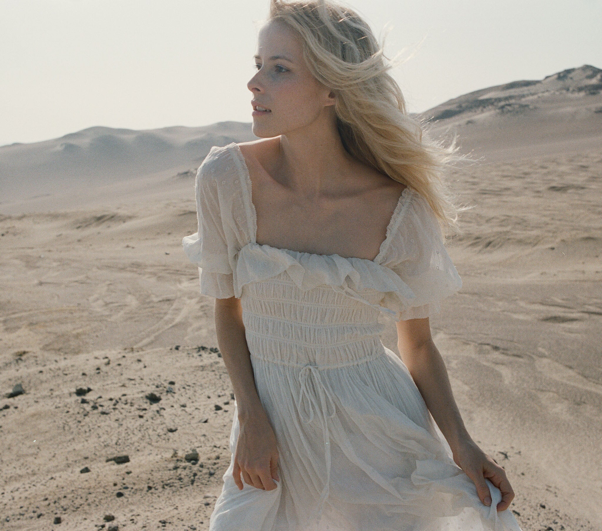 HMD -- SOL DRESS -- SALT