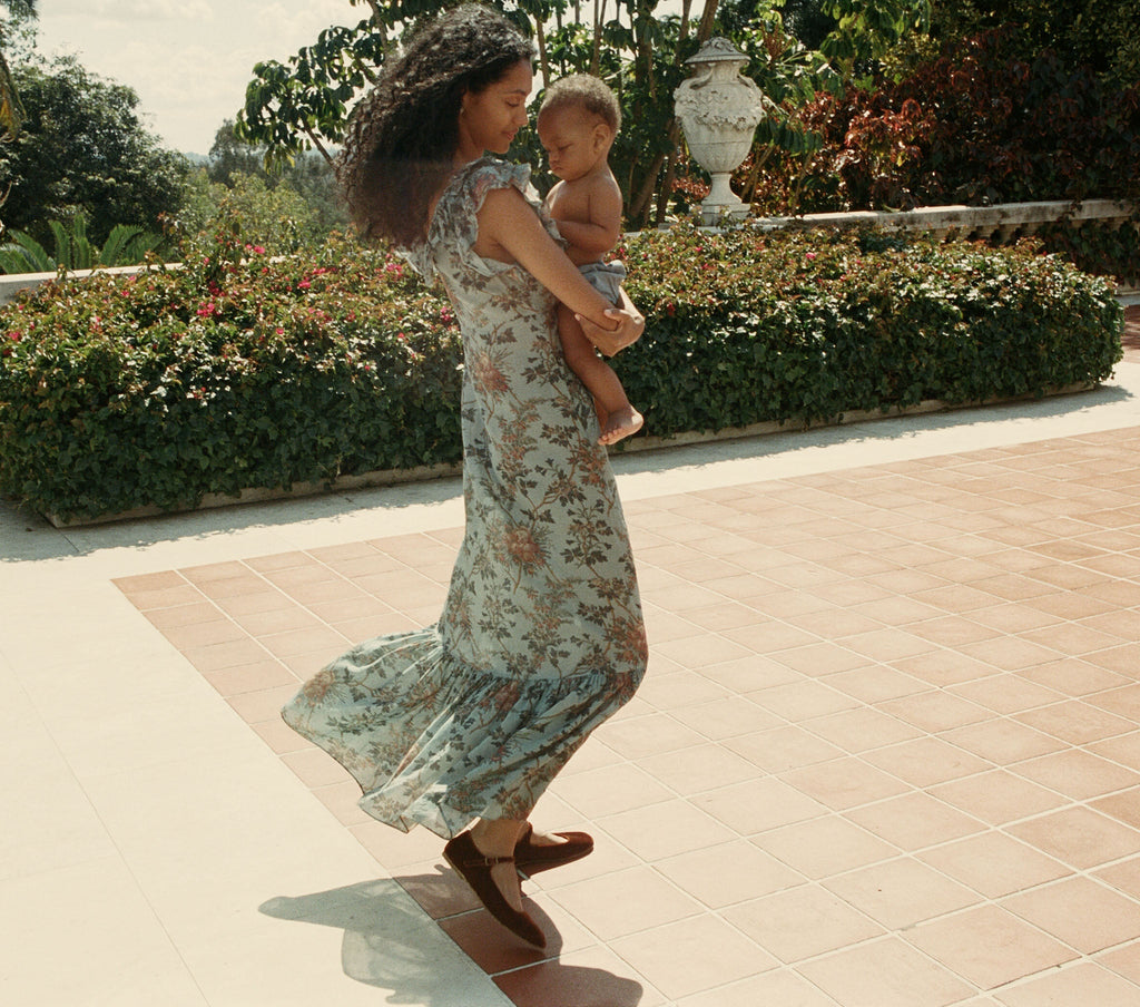 HMD -- LAVANDE DRESS -- BLUEBELL SUMMER FLORAL
