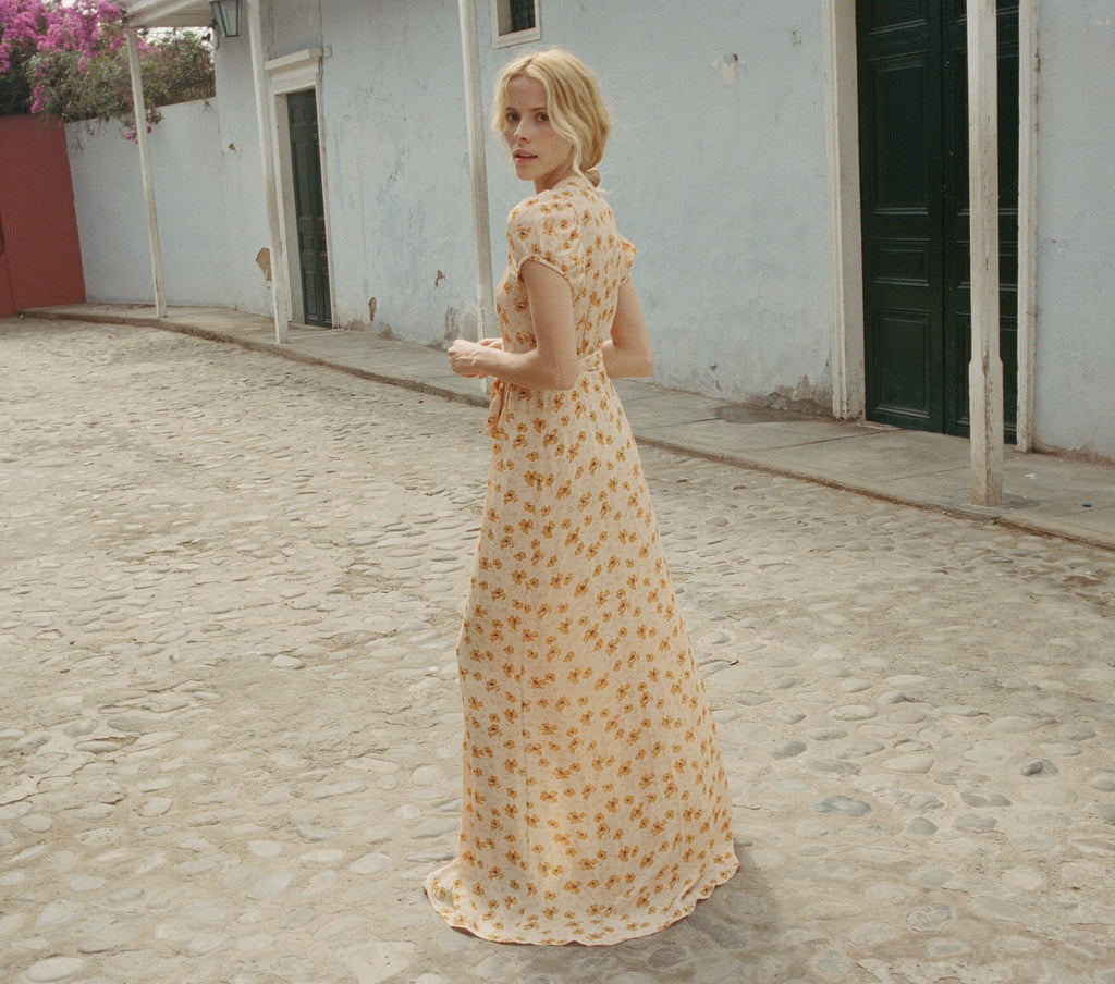 HMD -- AURORA DRESS -- SUNNY ANEMONE FLORAL