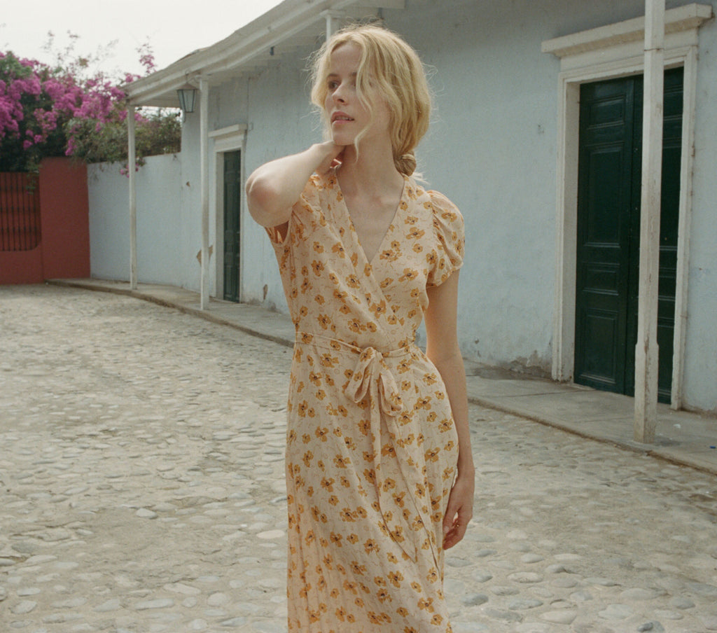 HMD -- AURORA DRESS -- SUNNY ANEMONE FLORAL