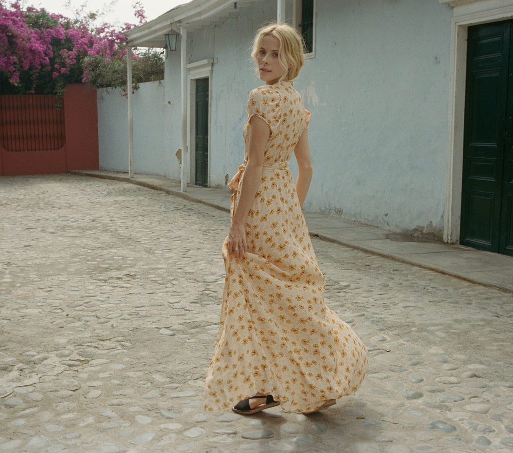 HMD -- AURORA DRESS -- SUNNY ANEMONE FLORAL