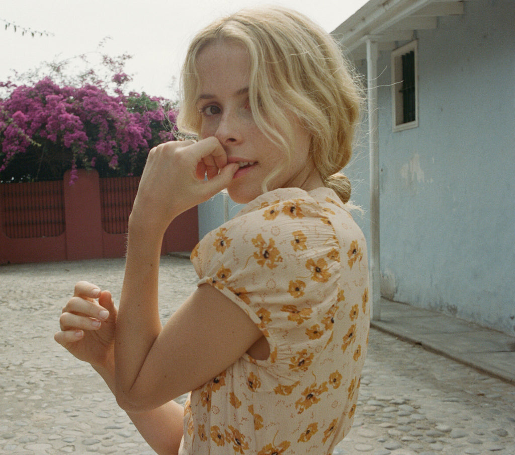 HMD -- AURORA DRESS -- SUNNY ANEMONE FLORAL