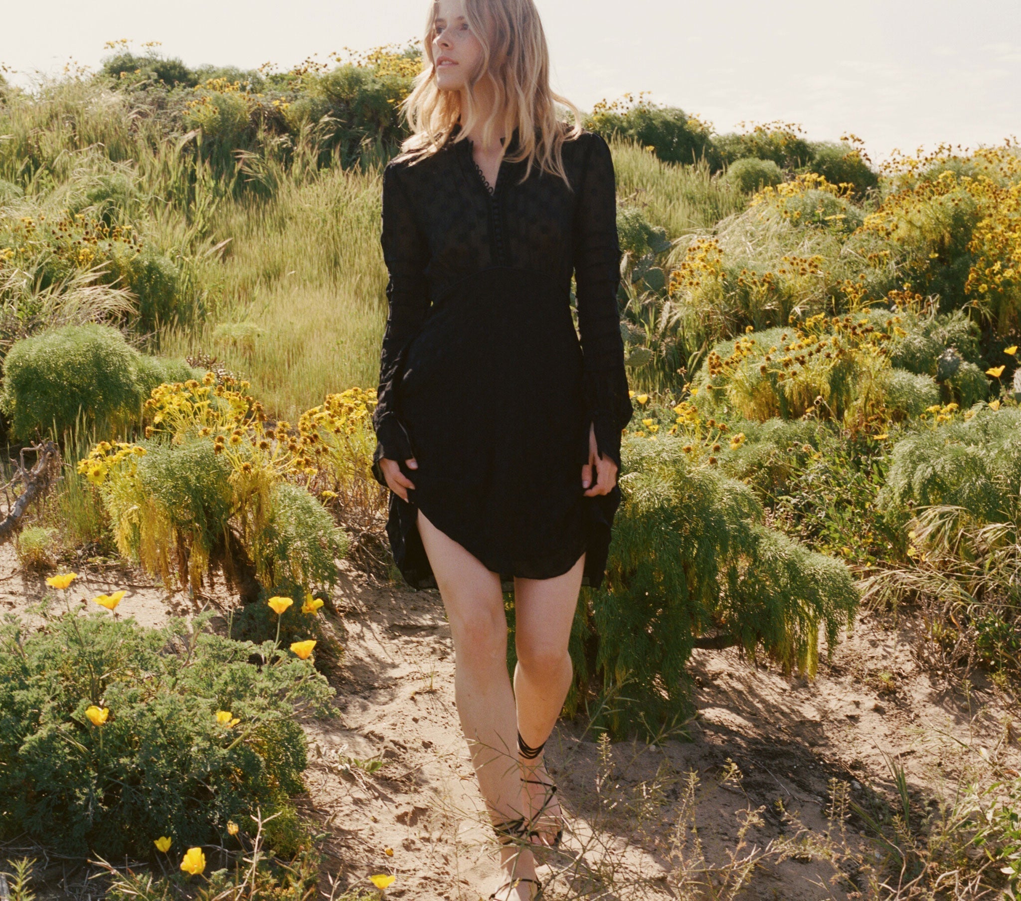 HMD -- BUCHANAN DRESS -- BLACK