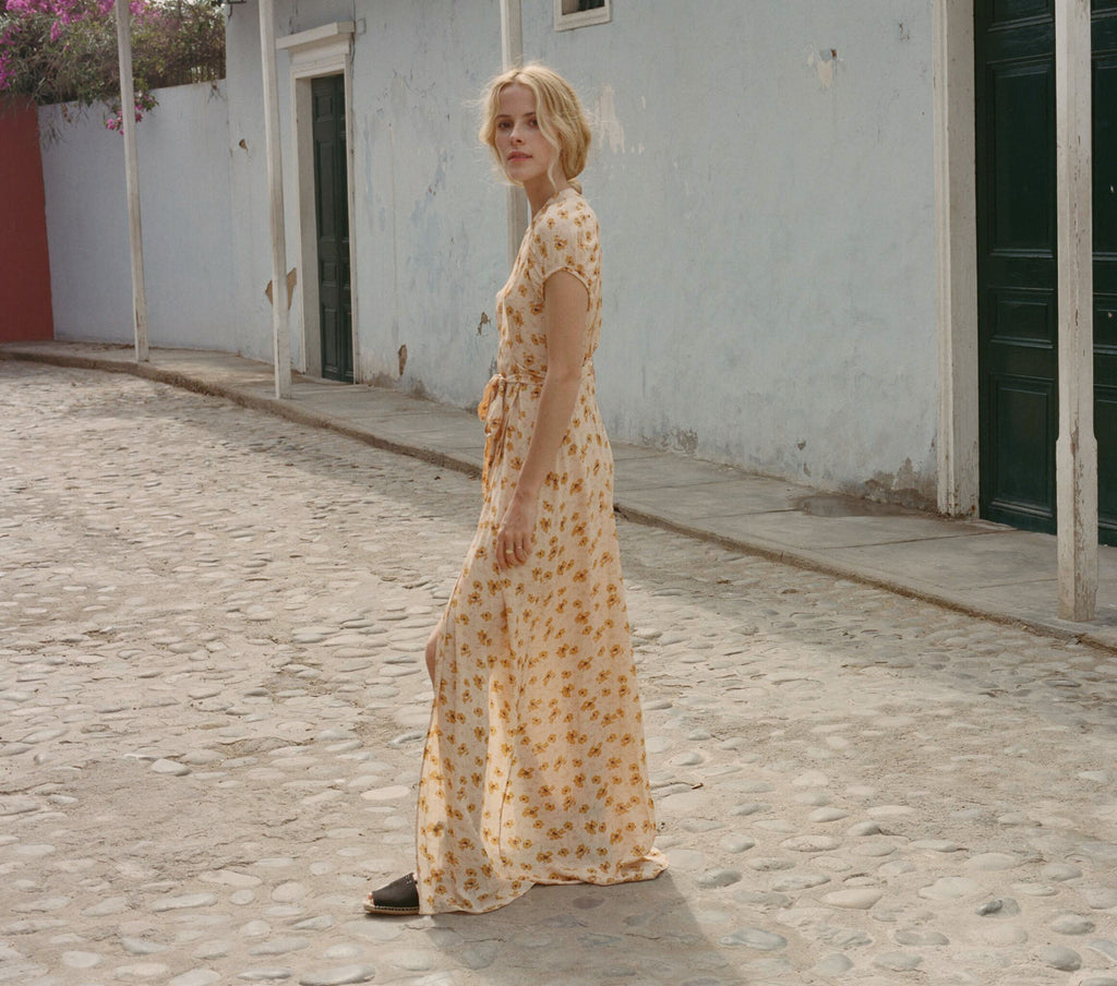 HMD -- AURORA DRESS -- SUNNY ANEMONE FLORAL