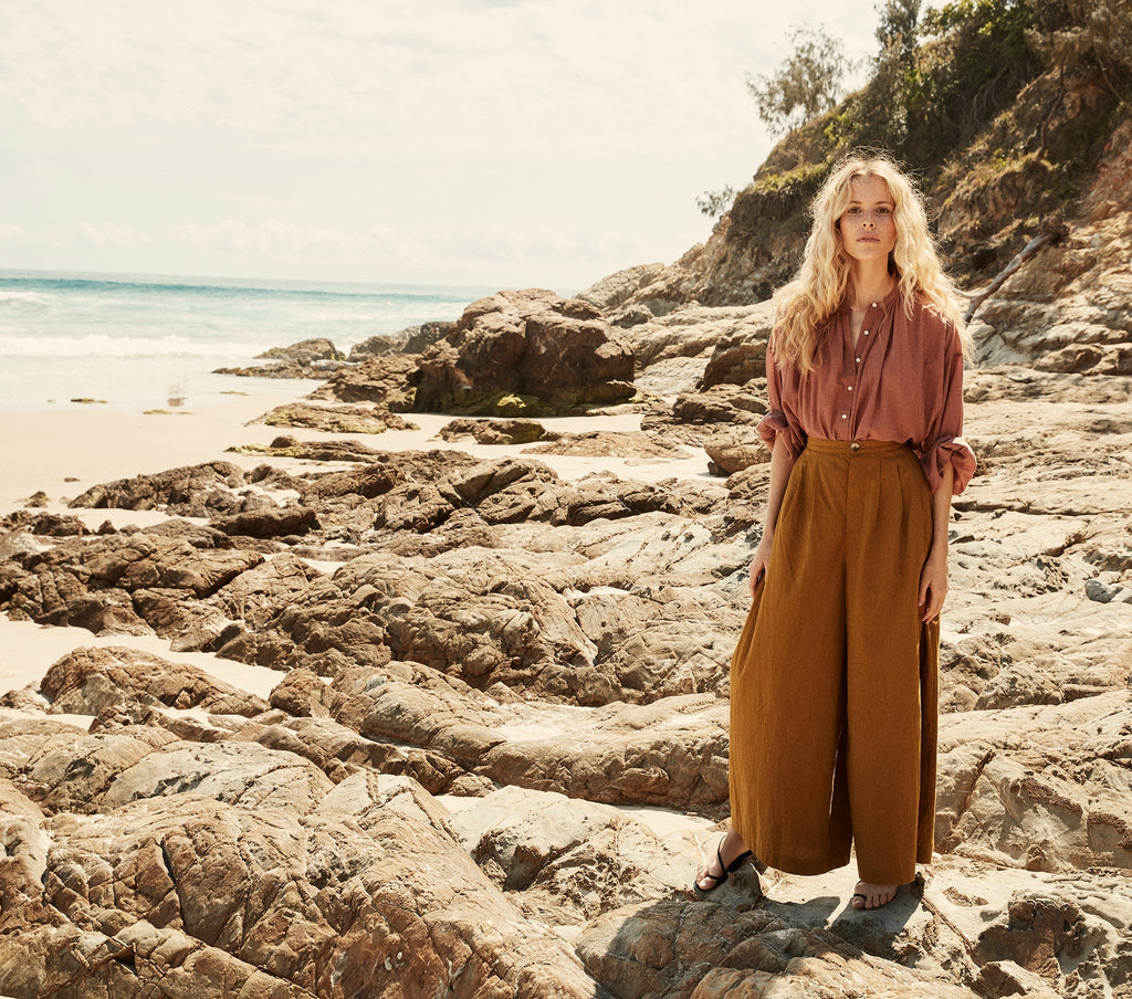 HMD -- THE JANE BLOUSE -- CANYON