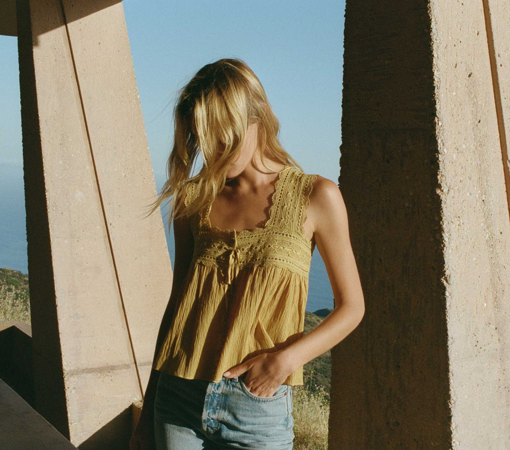 HMD -- VERA TANK -- WHEAT