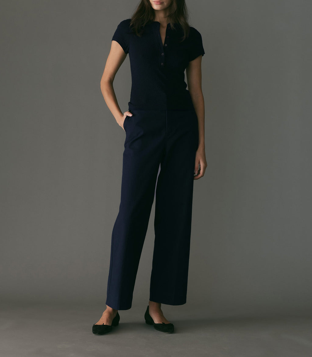 HMD -- VIENNE SILK TEE -- NAVY
