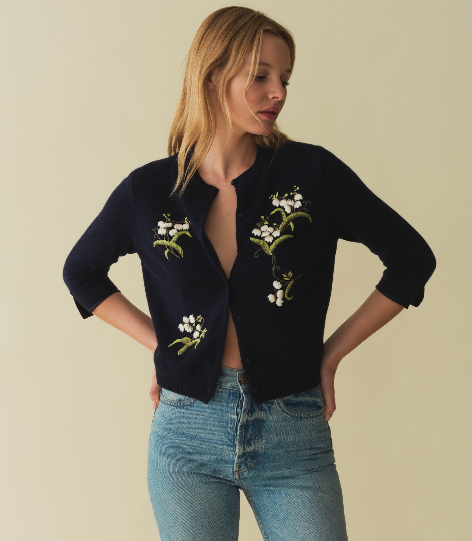 HMD -- TERESA CARDIGAN -- NAVY