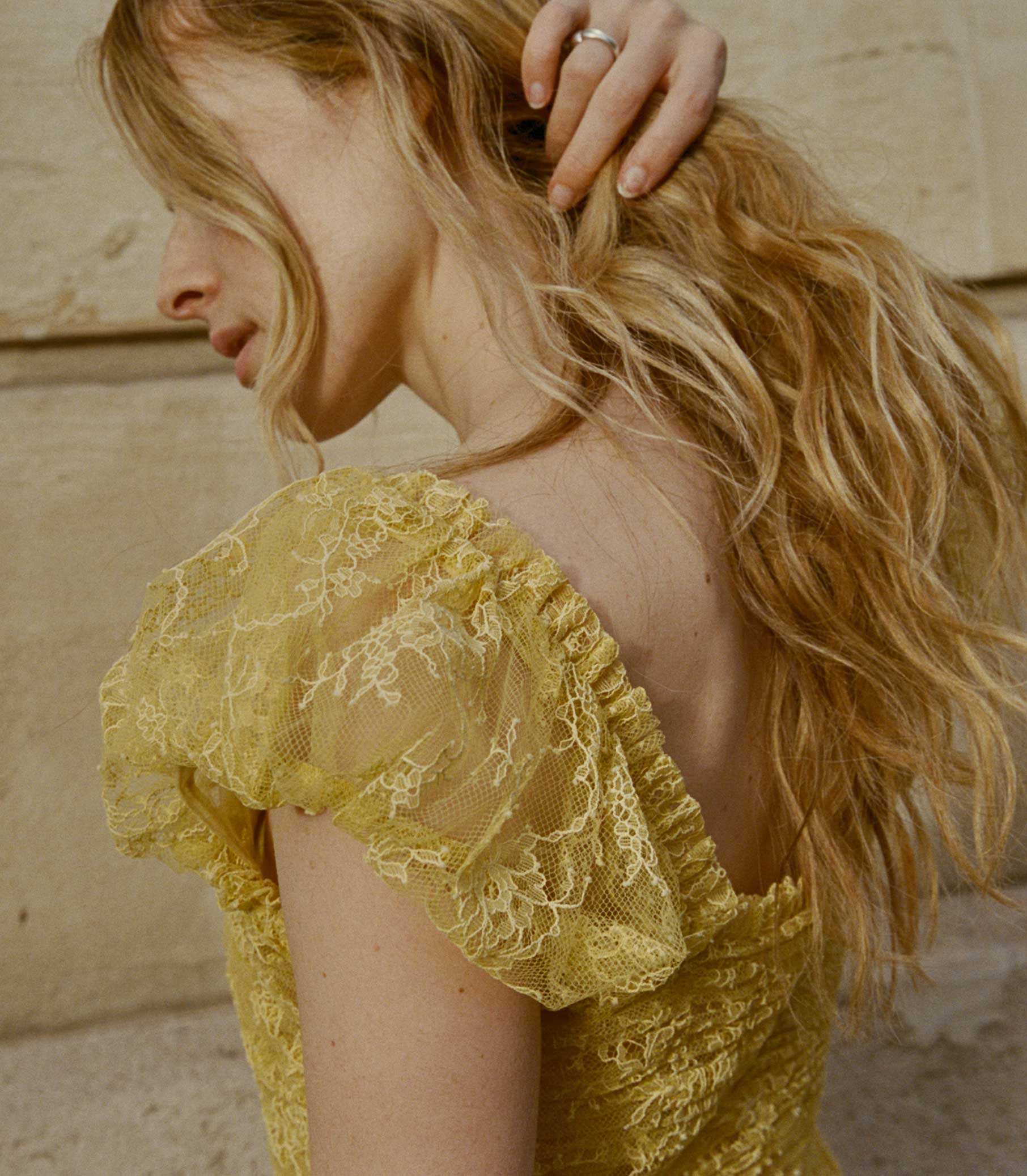 HMD -- PAMELINA DRESS -- DAFFODIL YELLOW LACE