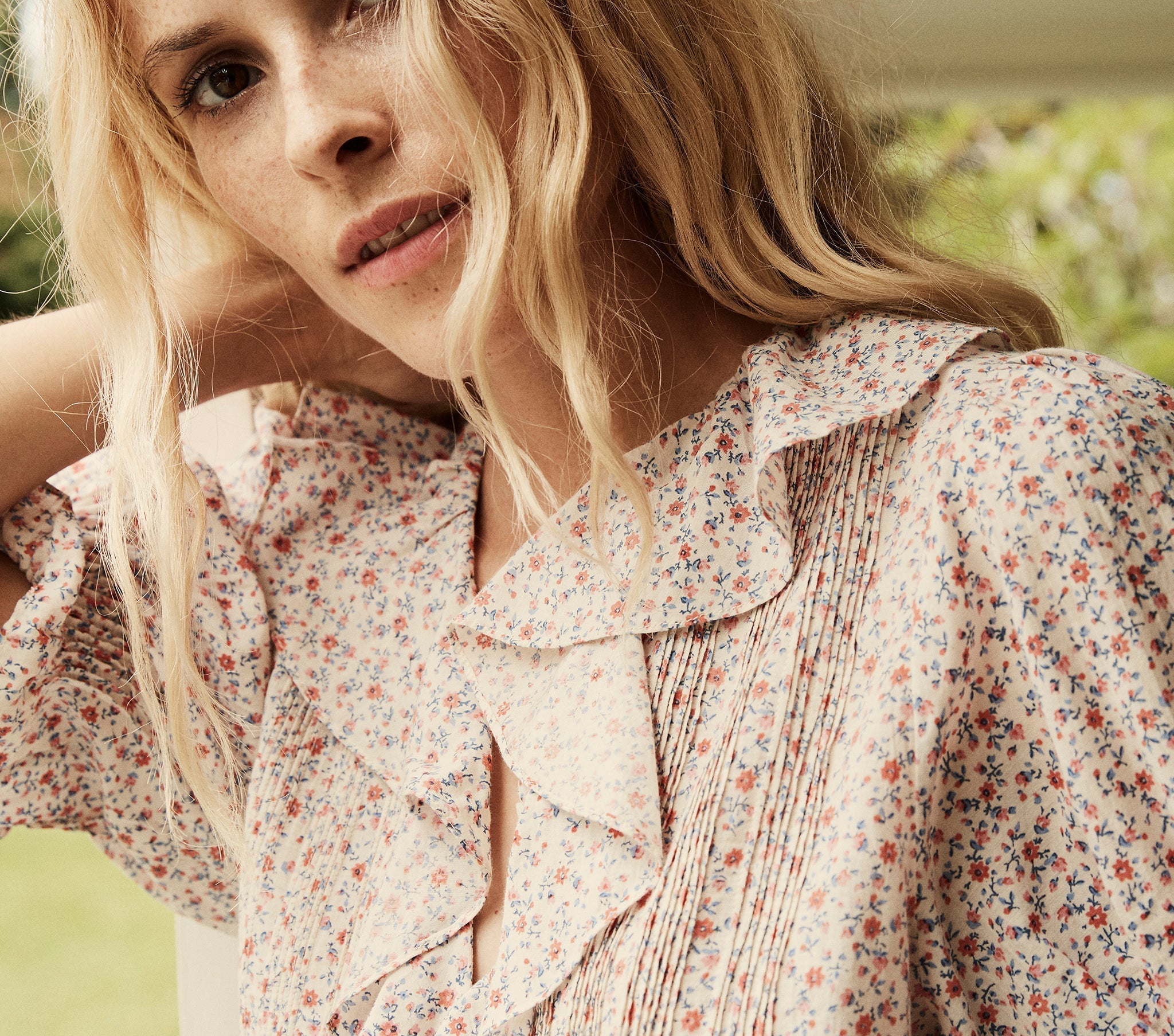 HMD -- HENRI TOP -- PEACH MARTHA'S GARDEN PRINT