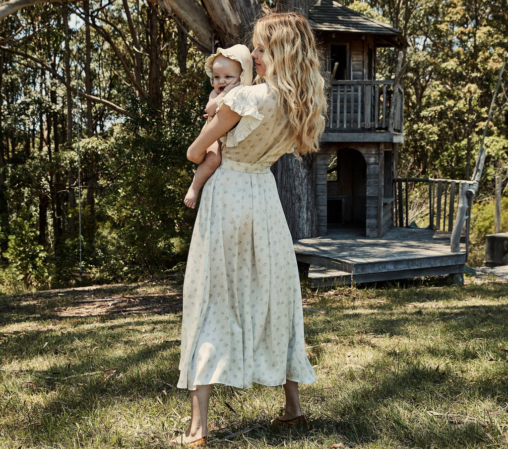 HMD -- CYPRESS DRESS -- WHITE & YELLOW O'HARA PRINT