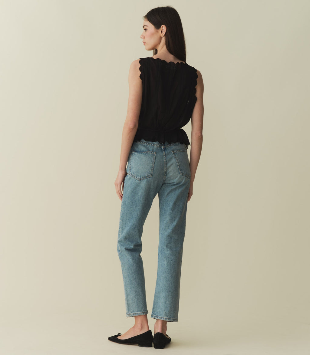 HMD -- ALDORA TOP -- BLACK