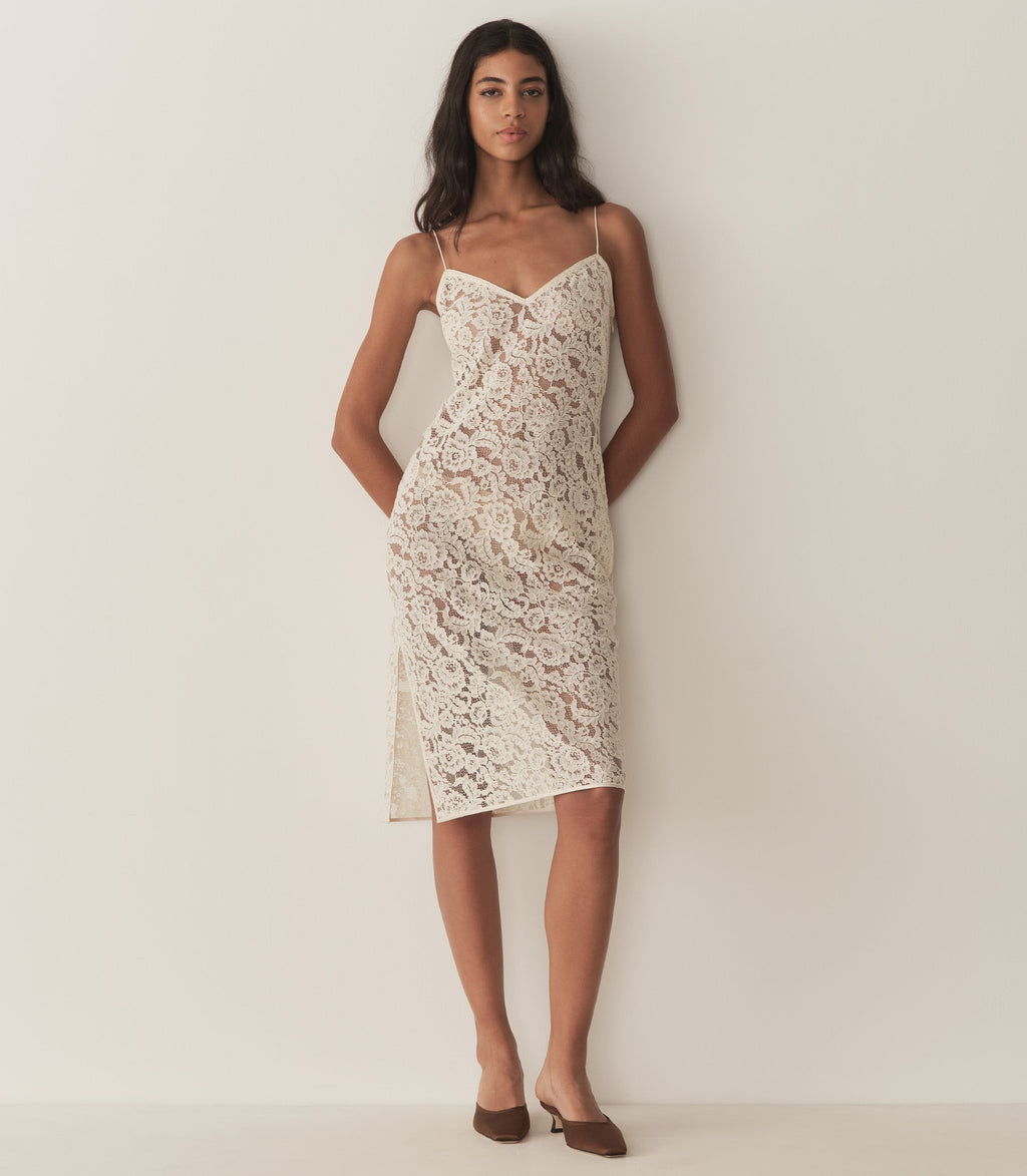 HMD -- ALISSA DRESS -- CALLA LILY