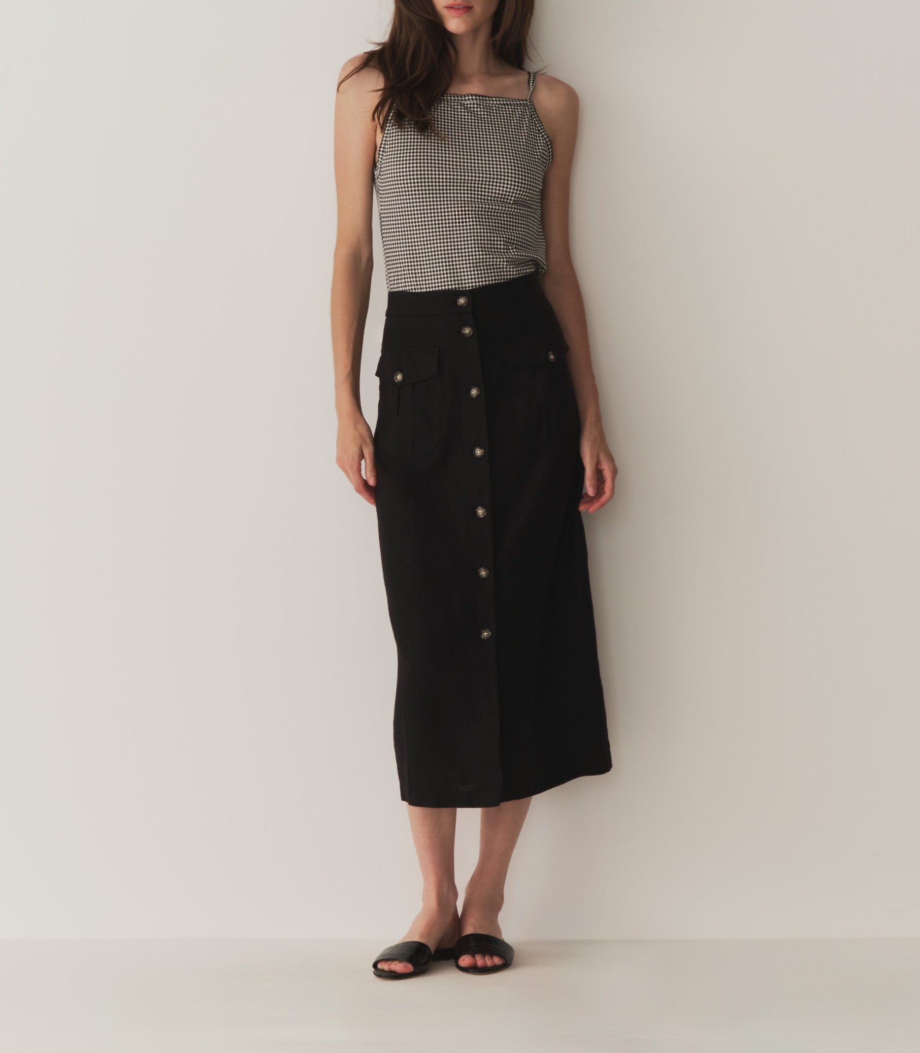 HMD -- LOURDES SKIRT -- BLACK