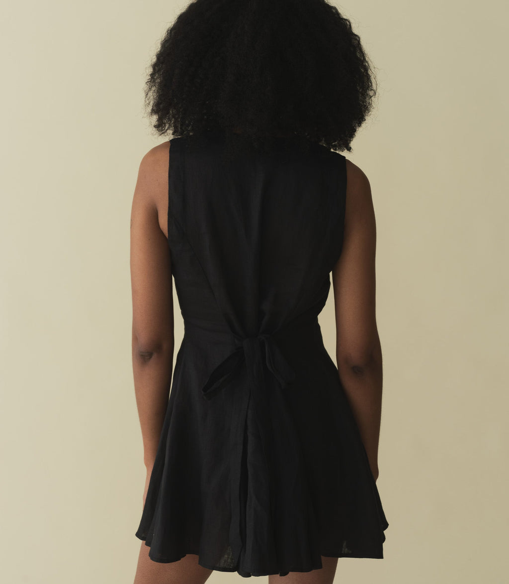 HMD -- AUBREY DRESS -- BLACK