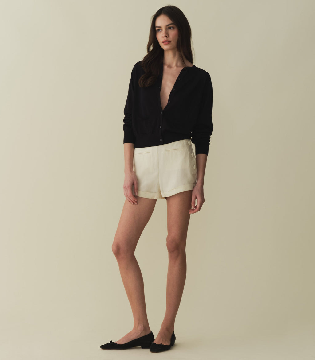 HMD -- AVON SHORT -- MAGNOLIA