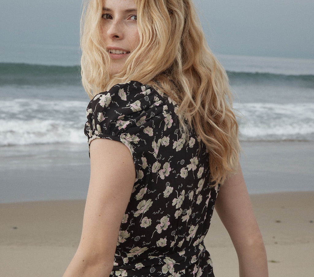 HMD -- AURORA DRESS -- BLACK ANEMONE FLORAL