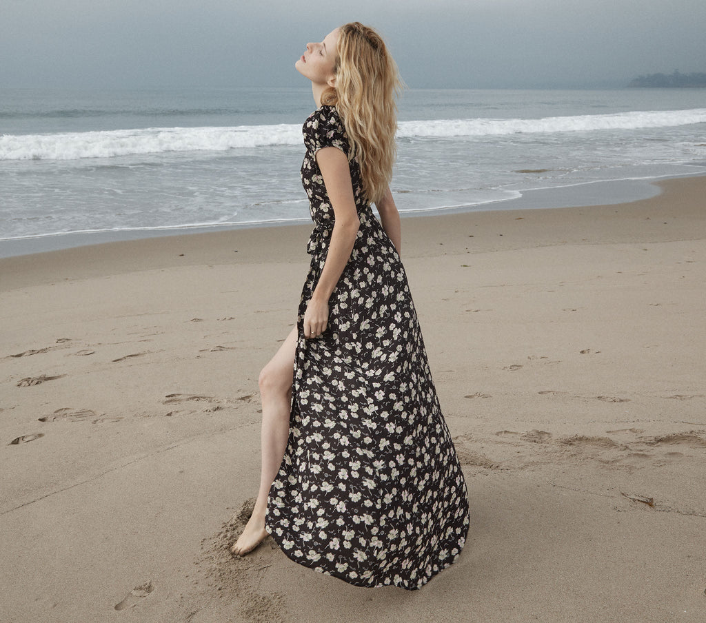 HMD -- AURORA DRESS -- BLACK ANEMONE FLORAL