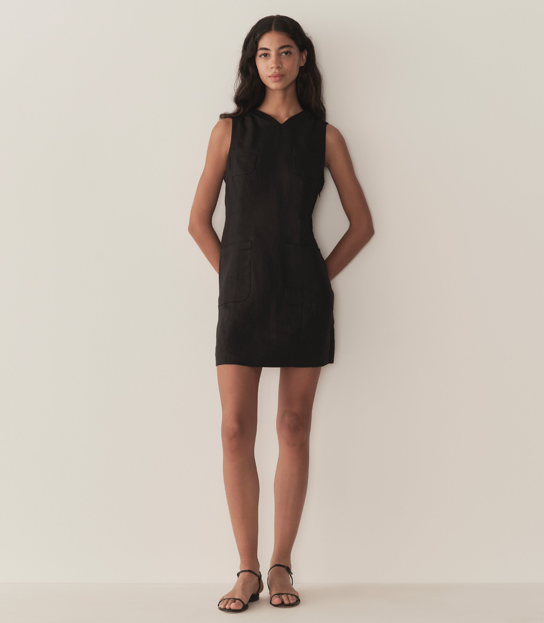 HMD -- BENNETTE DRESS -- BLACK