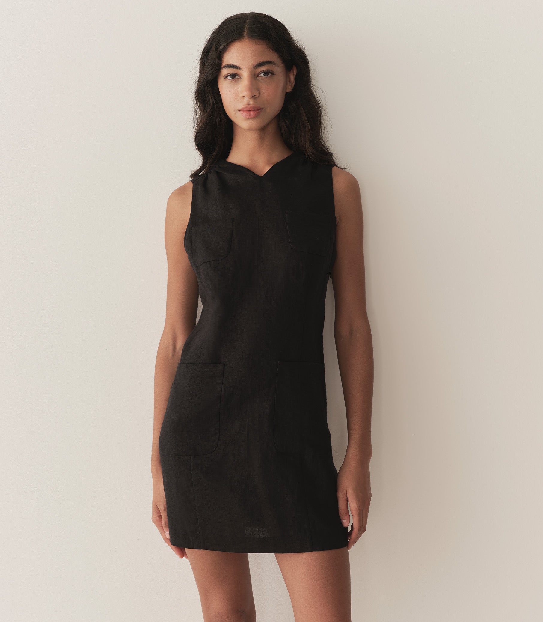 HMD -- BENNETTE DRESS -- BLACK