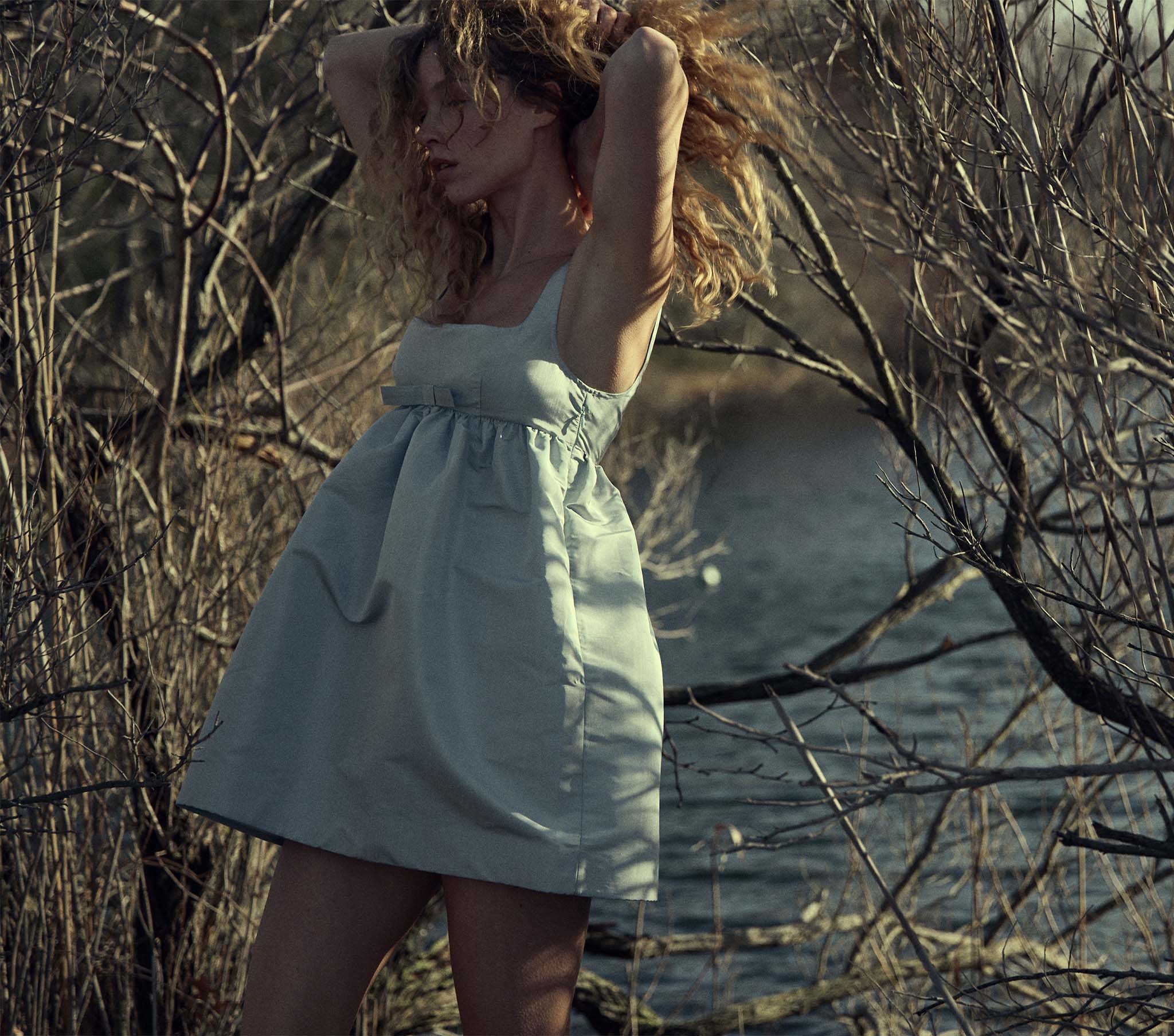 HMD -- CAITRIN DRESS -- FROST