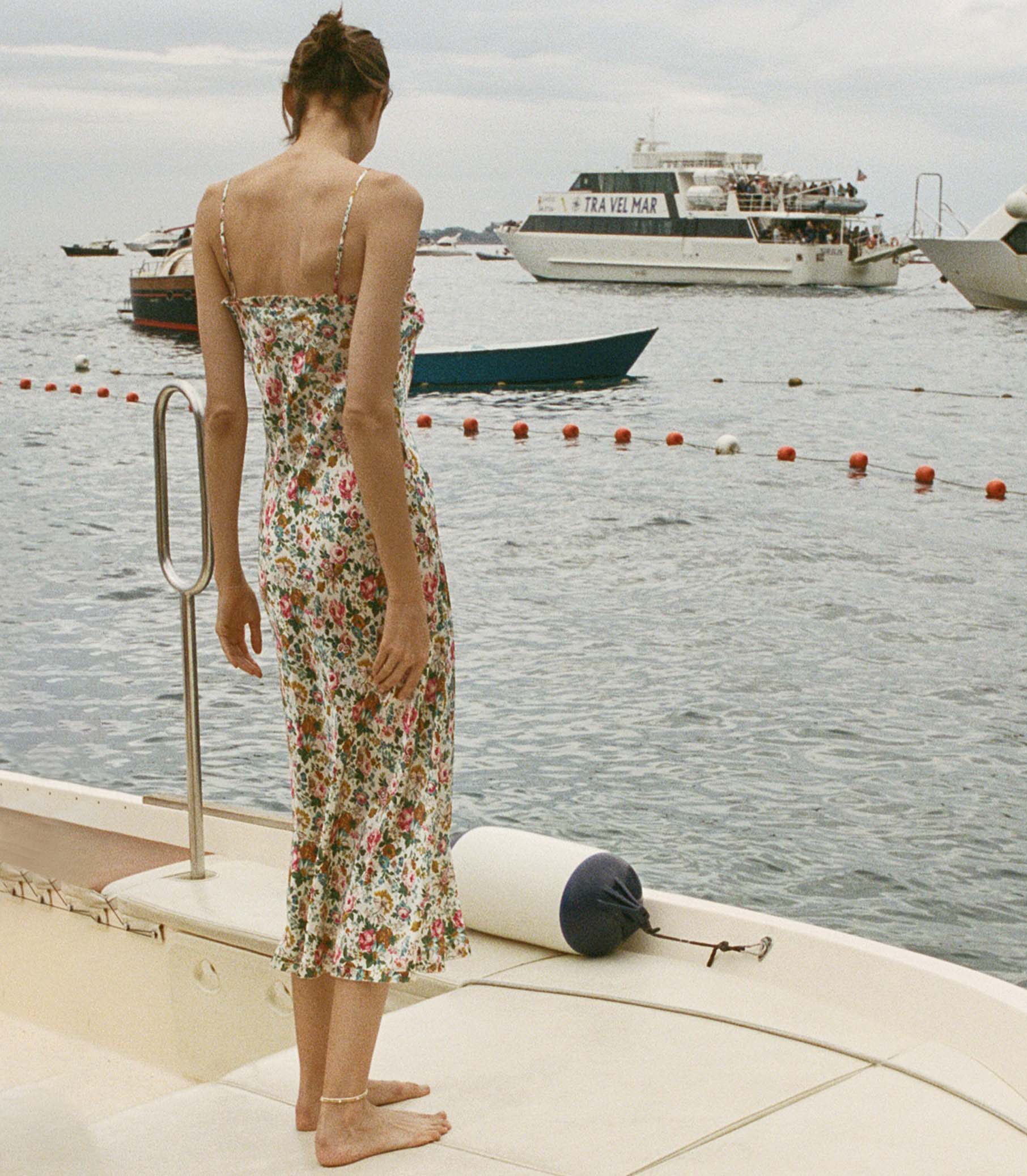 HMD -- CALSI DRESS -- LIBERTY ROSE ROMANCE