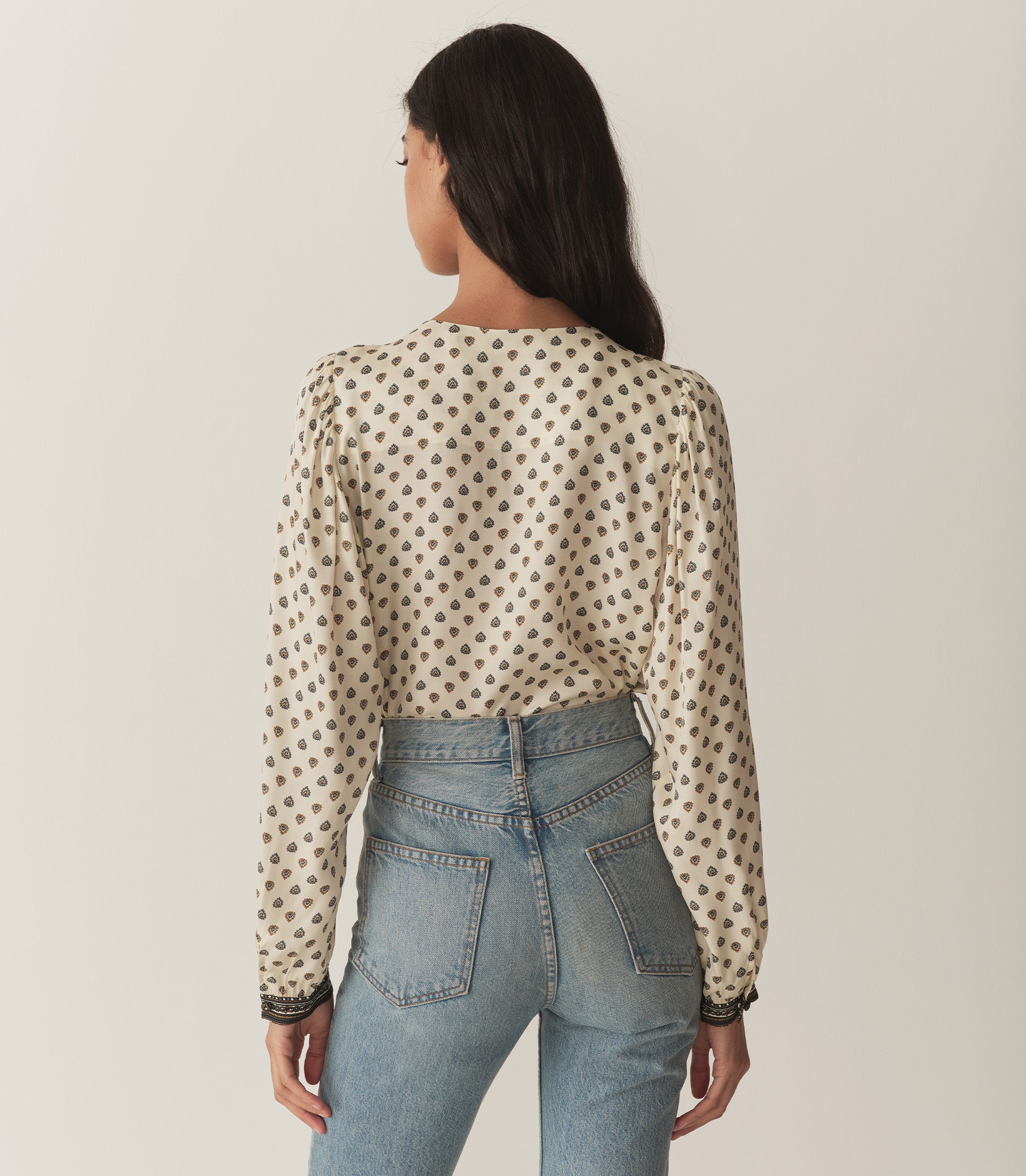 HMD -- CANDACE TOP -- RIVIERA FOULARD