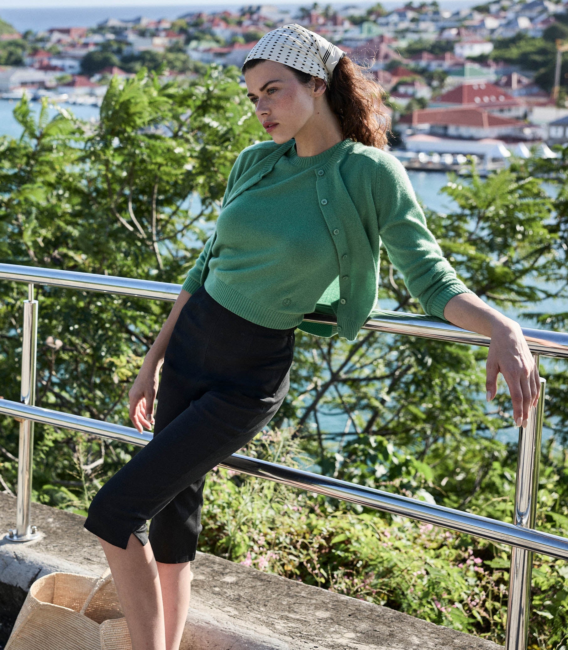 HMD -- CLAUDINE CARDIGAN -- LIGHT KELLY GREEN
