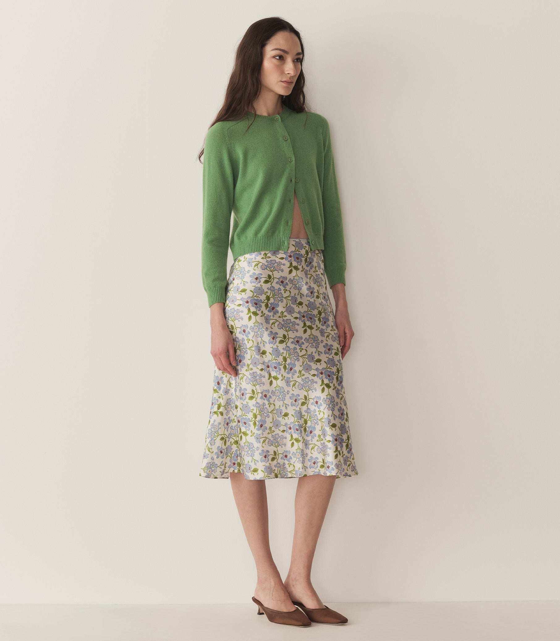 HMD -- CLAUDINE CARDIGAN -- LIGHT KELLY GREEN
