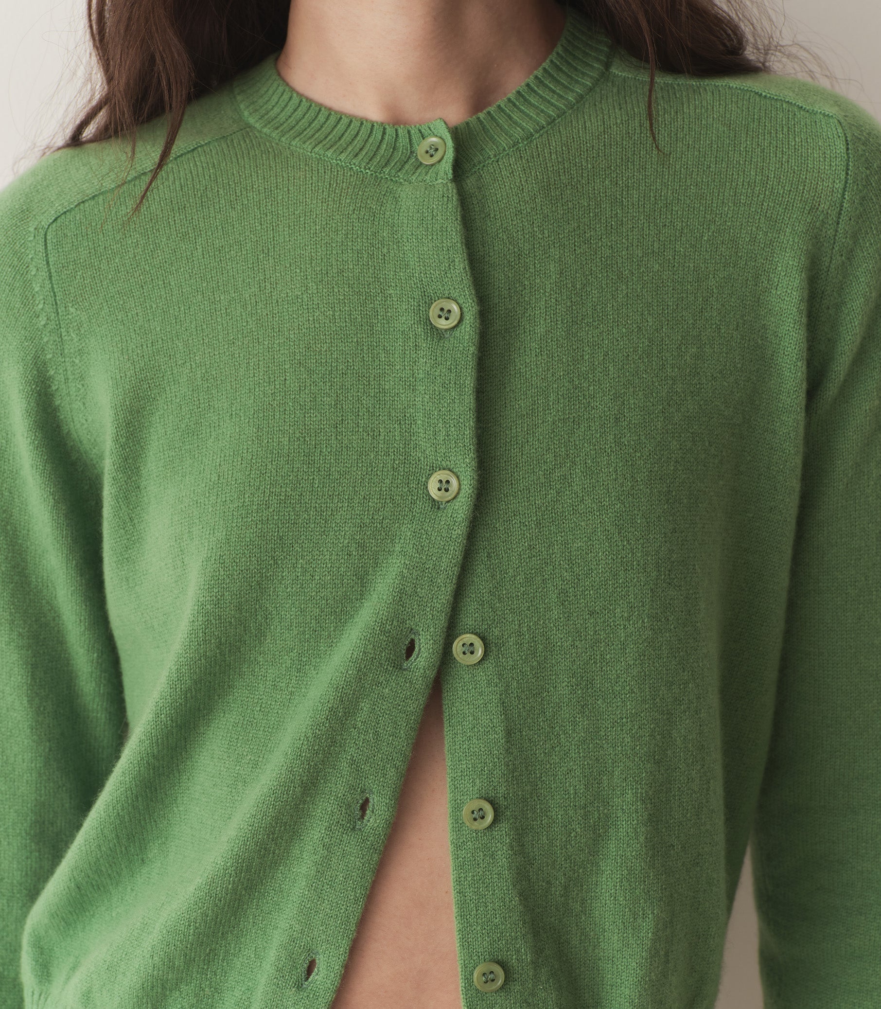 HMD -- CLAUDINE CARDIGAN -- LIGHT KELLY GREEN