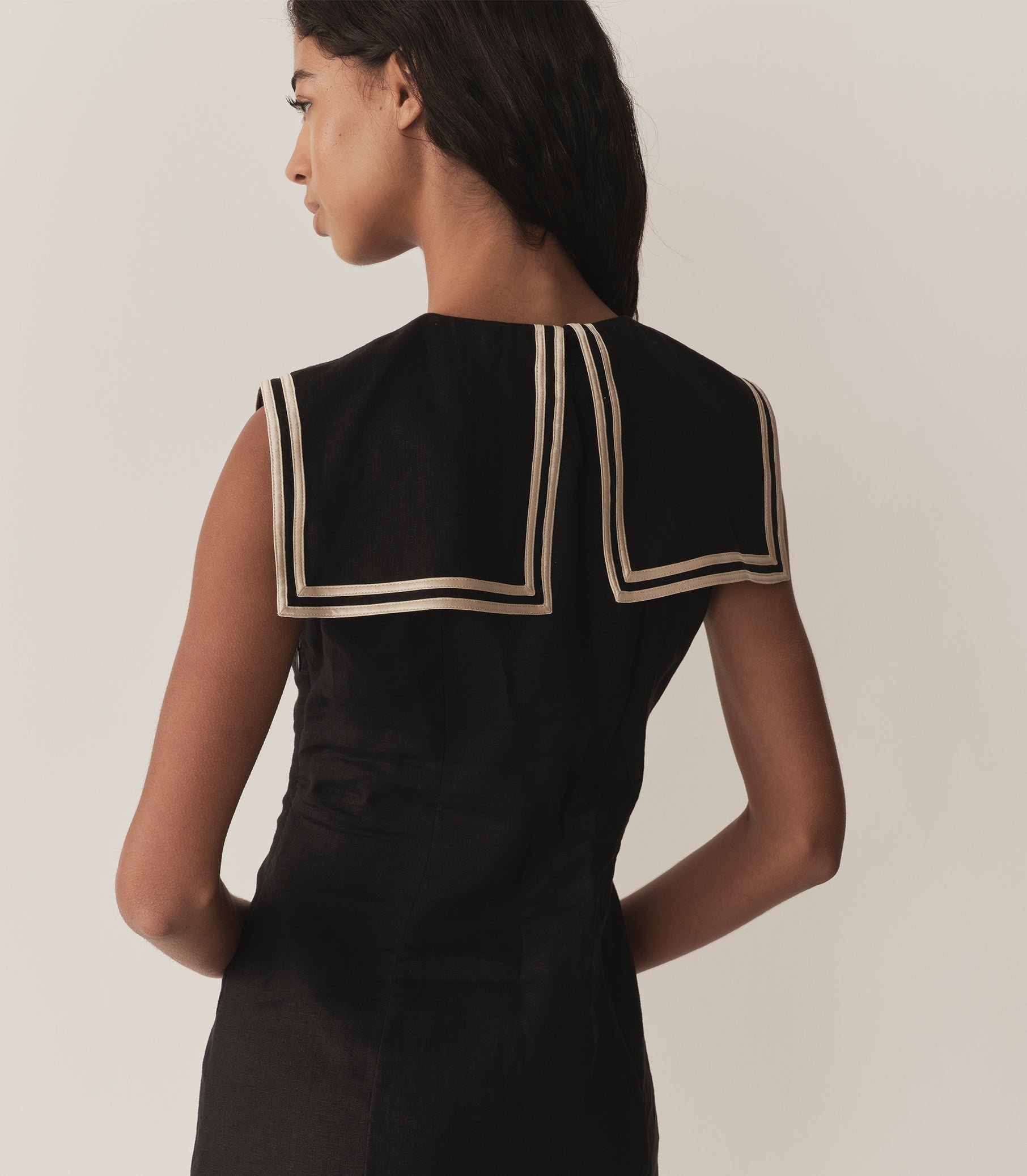 HMD -- MONROE DRESS -- BLACK