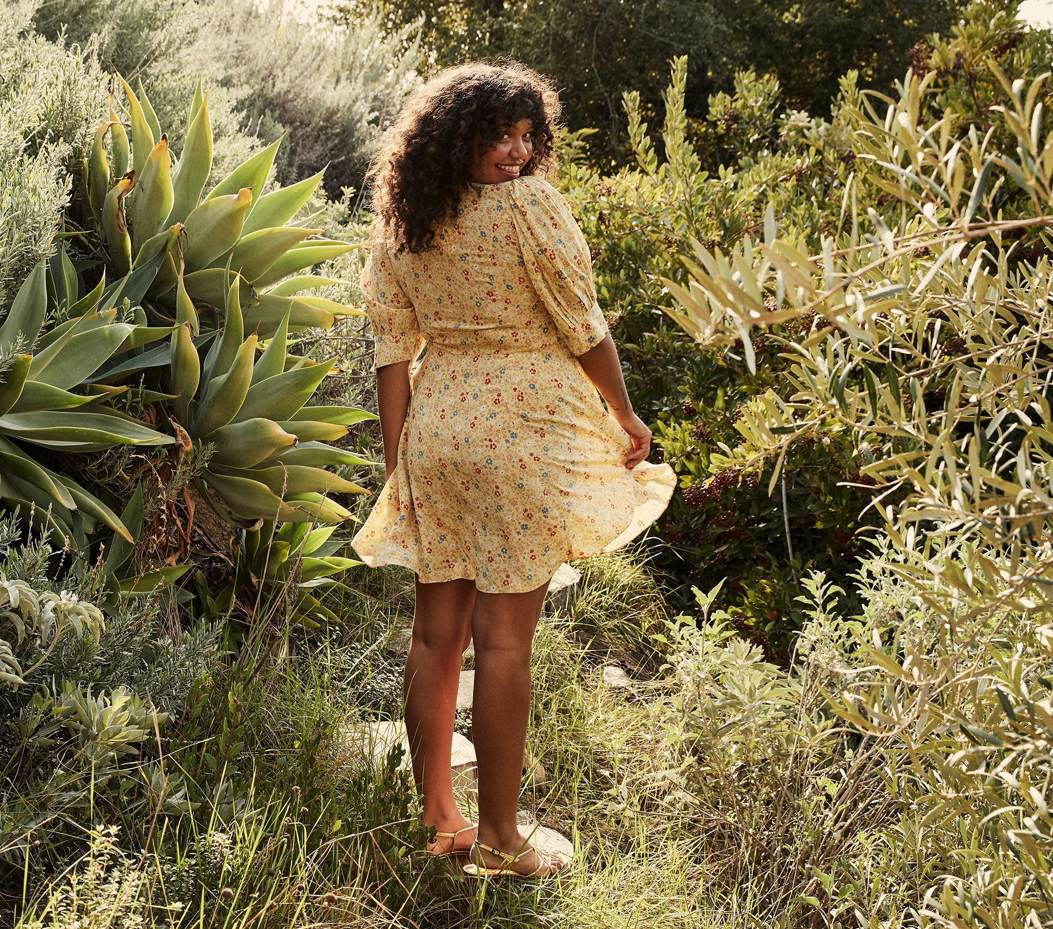 HMD -- CERES DRESS -- LILY OF THE VALLEY FLORAL