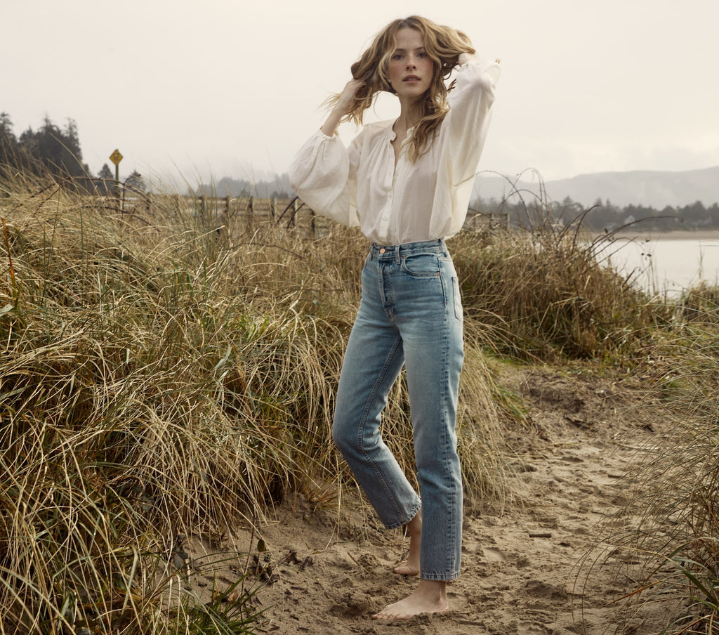 HMD -- THE JANE BLOUSE -- SALT