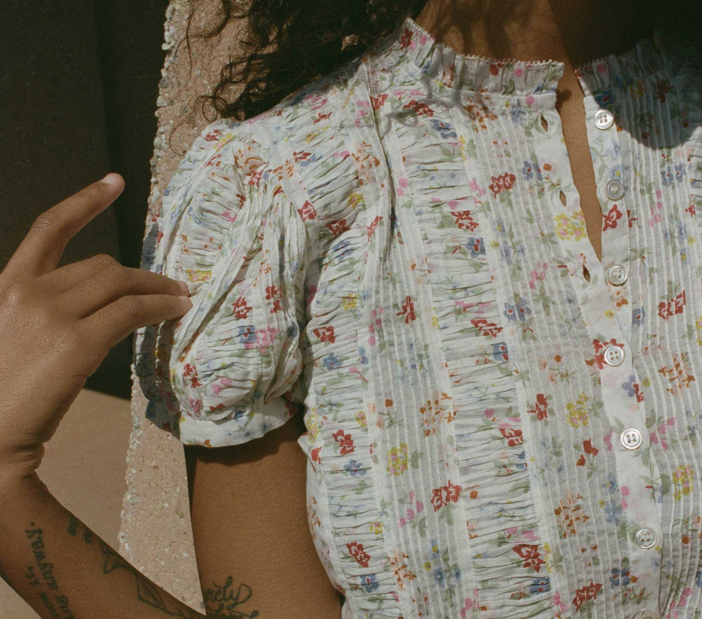 HMD -- HADARA TOP -- SPRING BOUQUET FLORAL