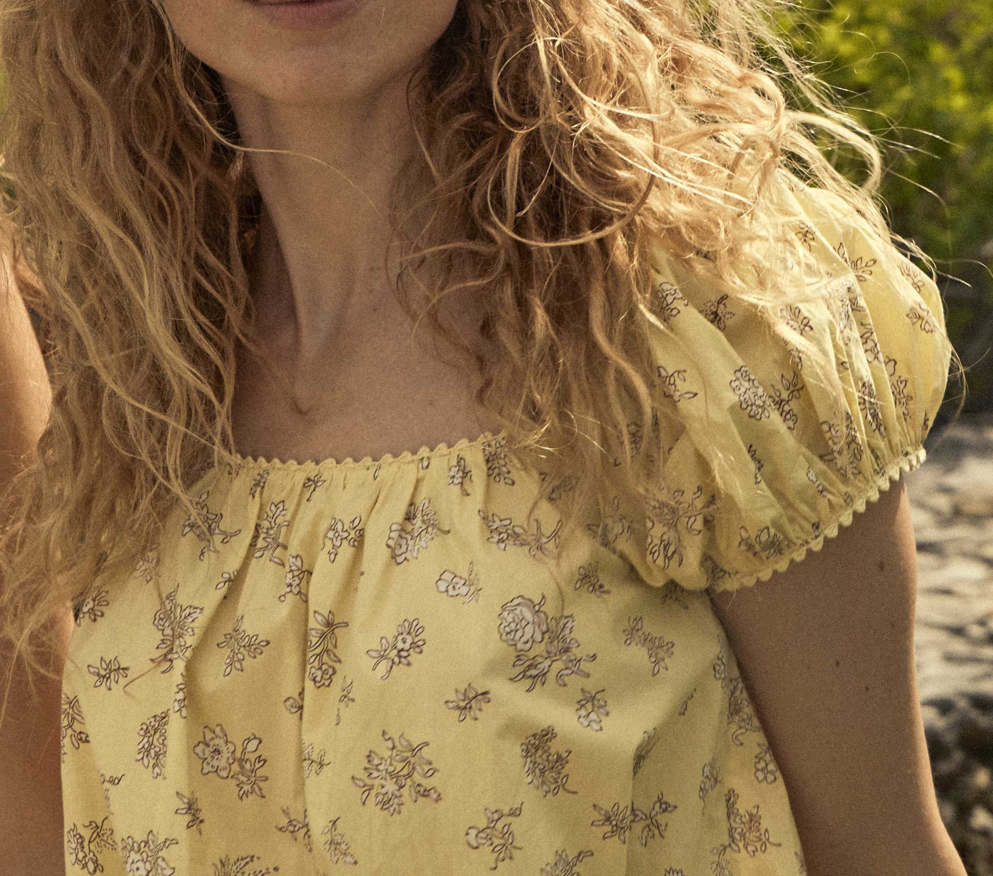 HMD -- JULIE DRESS -- SUNSHINE BOUTON DE ROSE