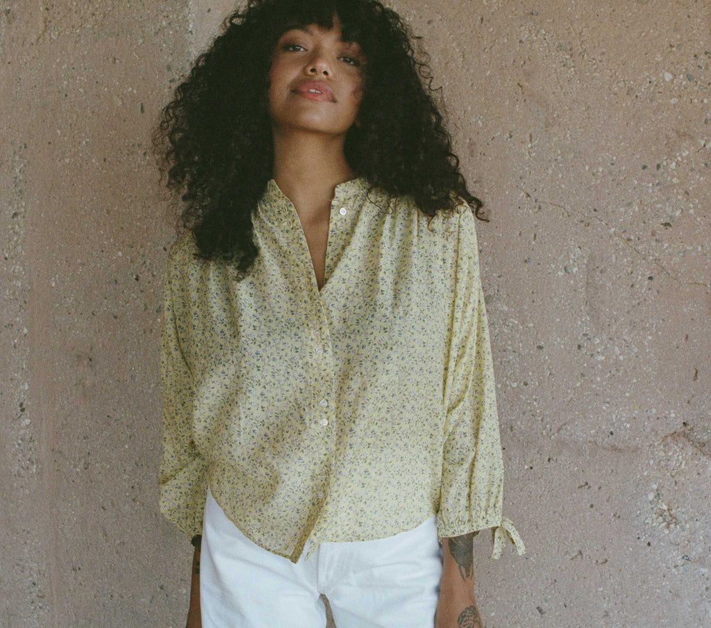 HMD -- O'KEEFFE TOP -- MOONFLOWER FLORAL
