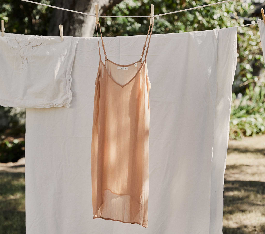 HMD -- SHORT DEEP V-NECK SLIP -- SAND DOLLAR