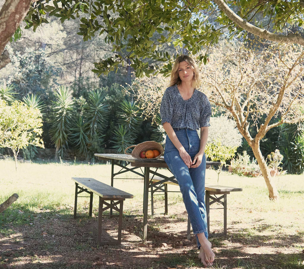 HMD -- SHORE TOP -- DELORES DITSY FLORAL