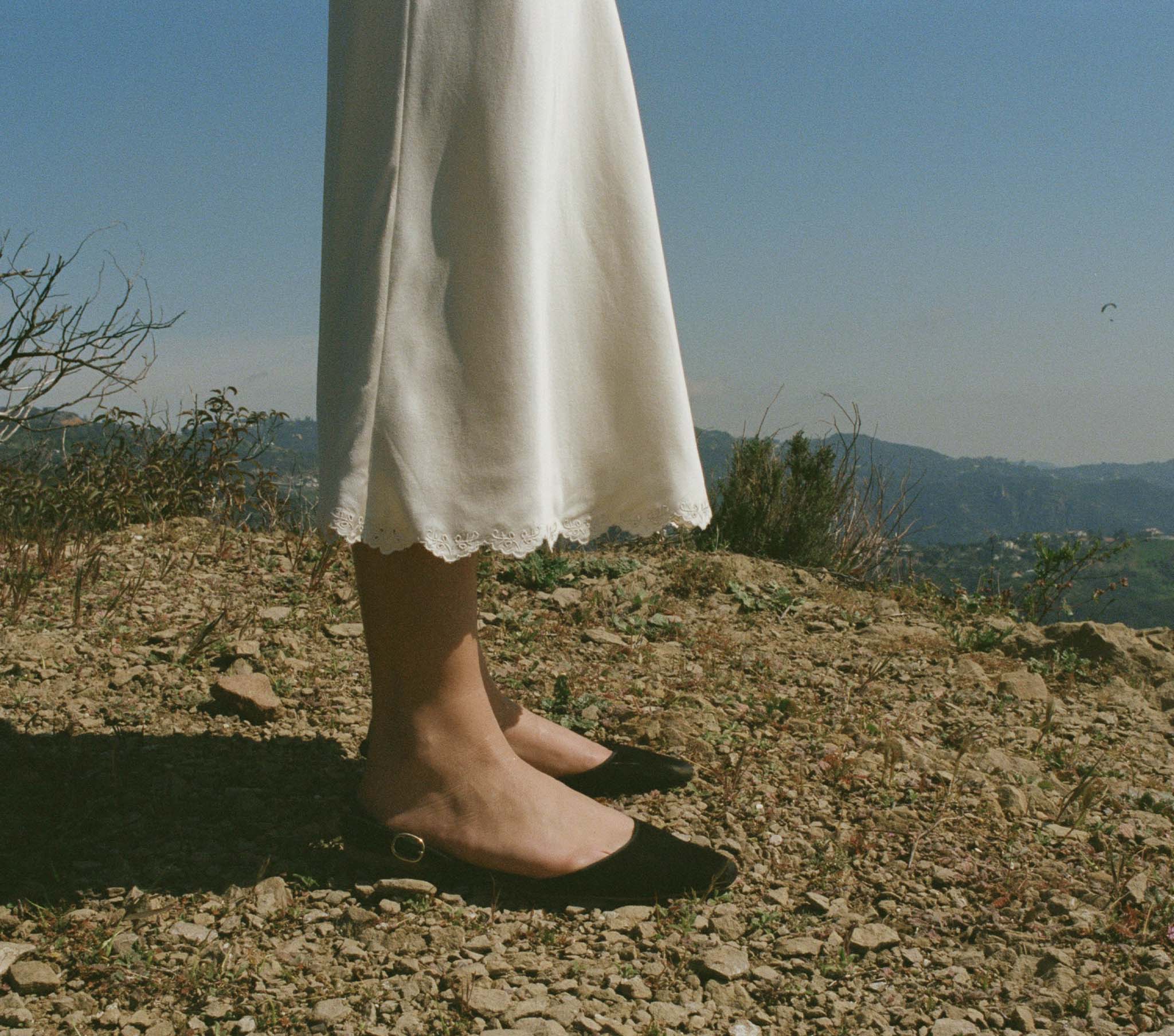 HMD -- ELOWEN SKIRT -- MOTHER OF PEARL