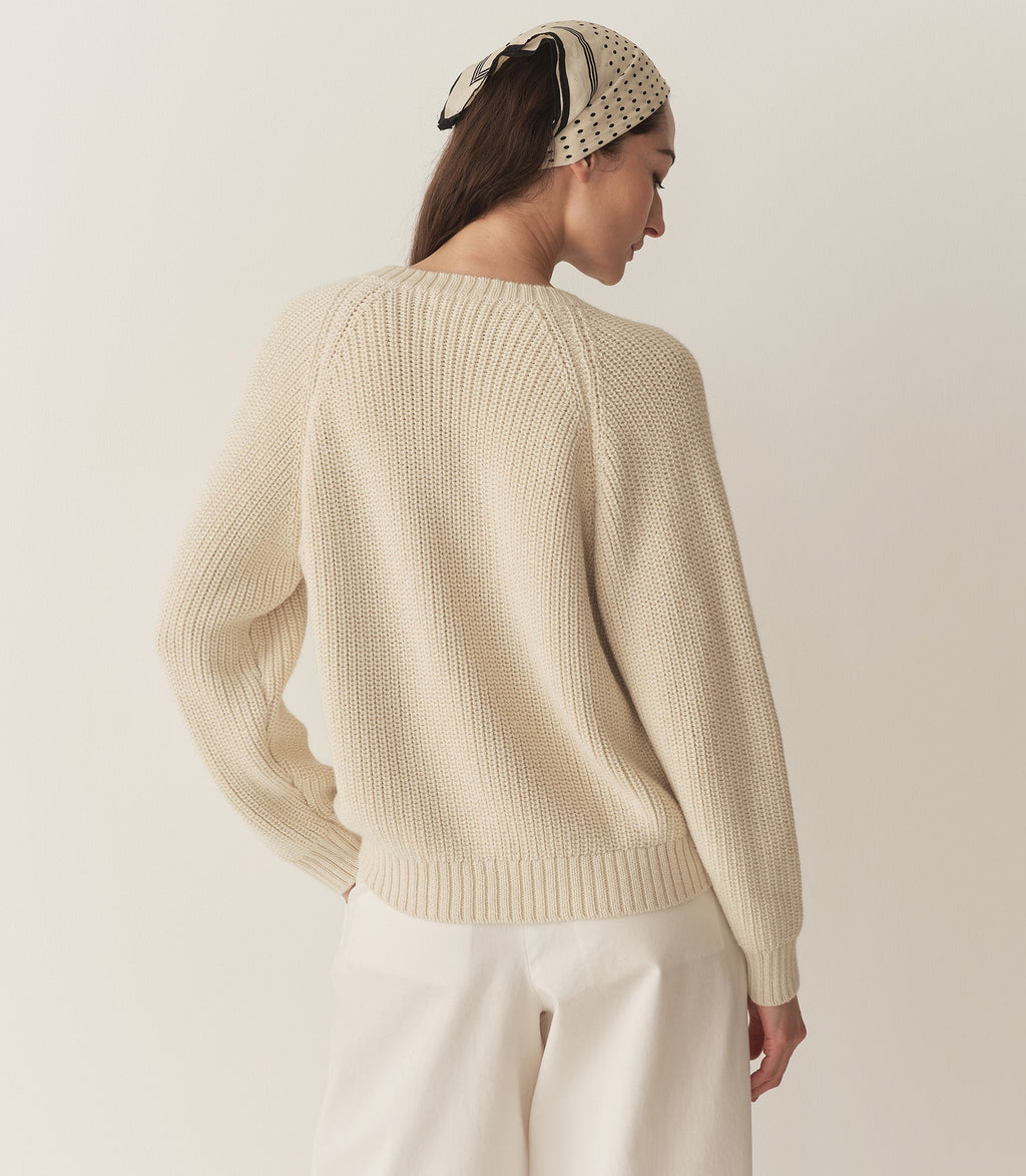 HMD -- EMMONS SWEATER -- CREAM