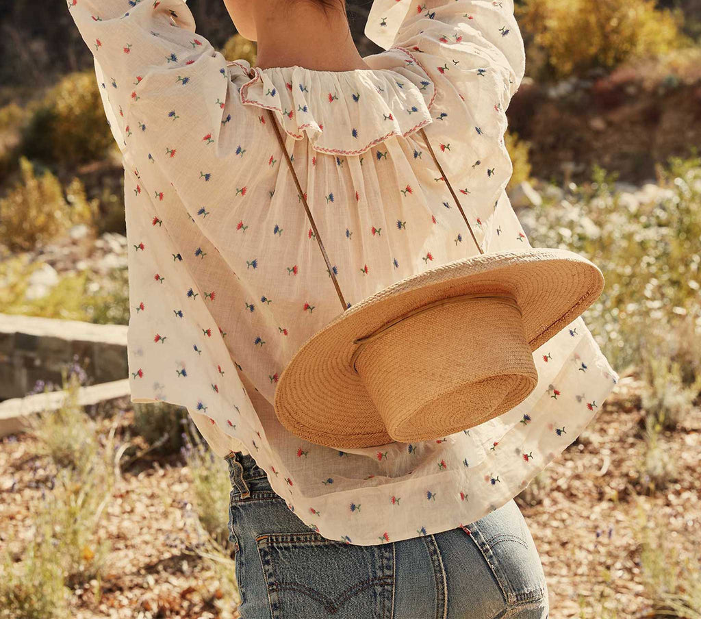 HMD -- ETHEL TOP -- CREAM CARNATION EMBROIDERY