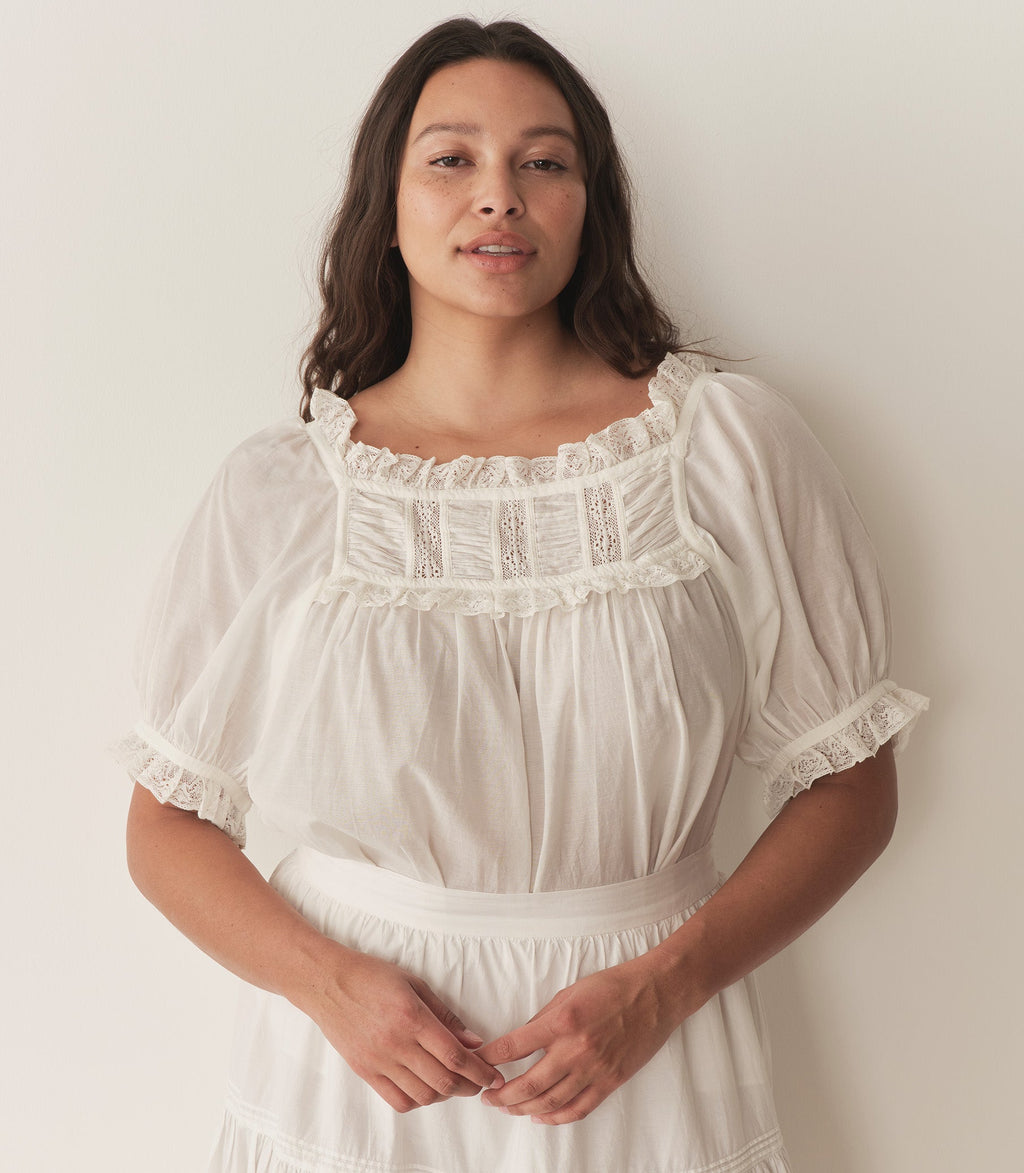 HMD -- FRANCES TOP -- SALT LACE