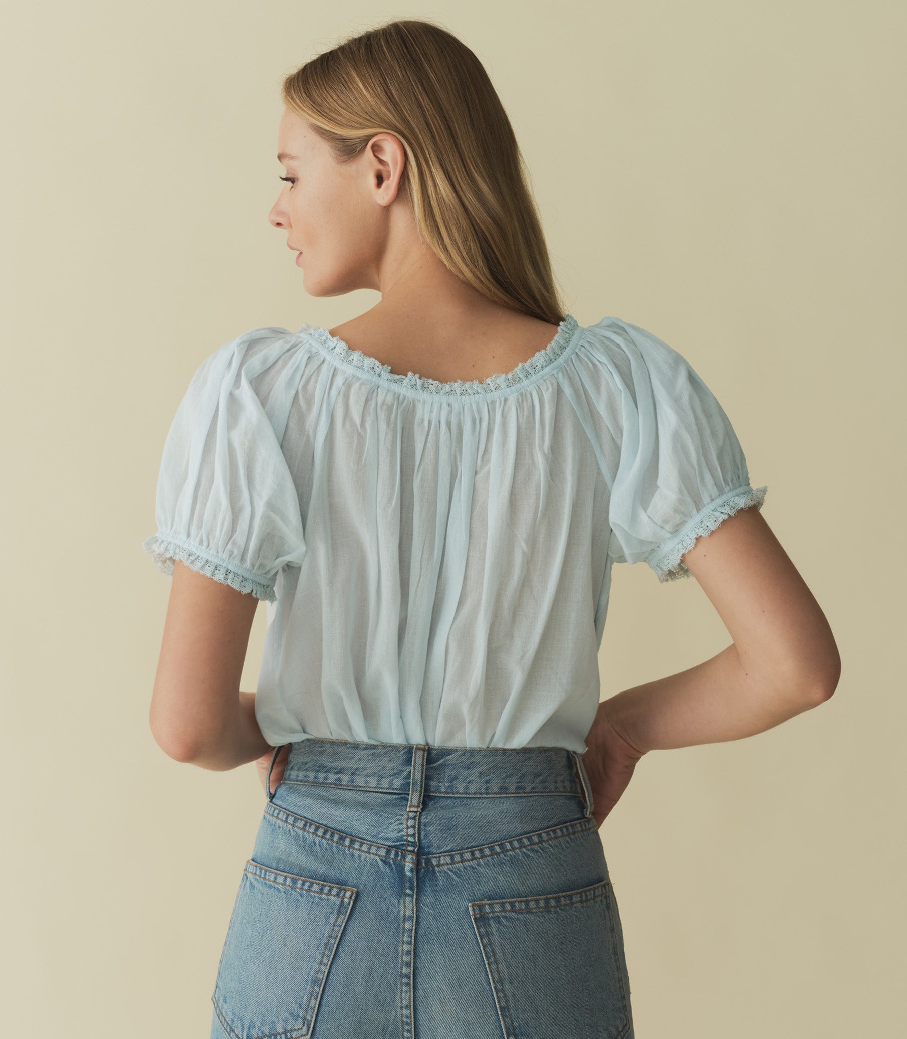HMD -- FREDERICA TOP -- ALICE BLUE
