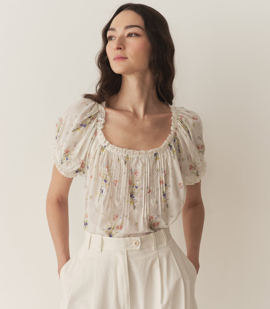 HMD -- FREDERICA TOP -- PAINTED BOUQUET