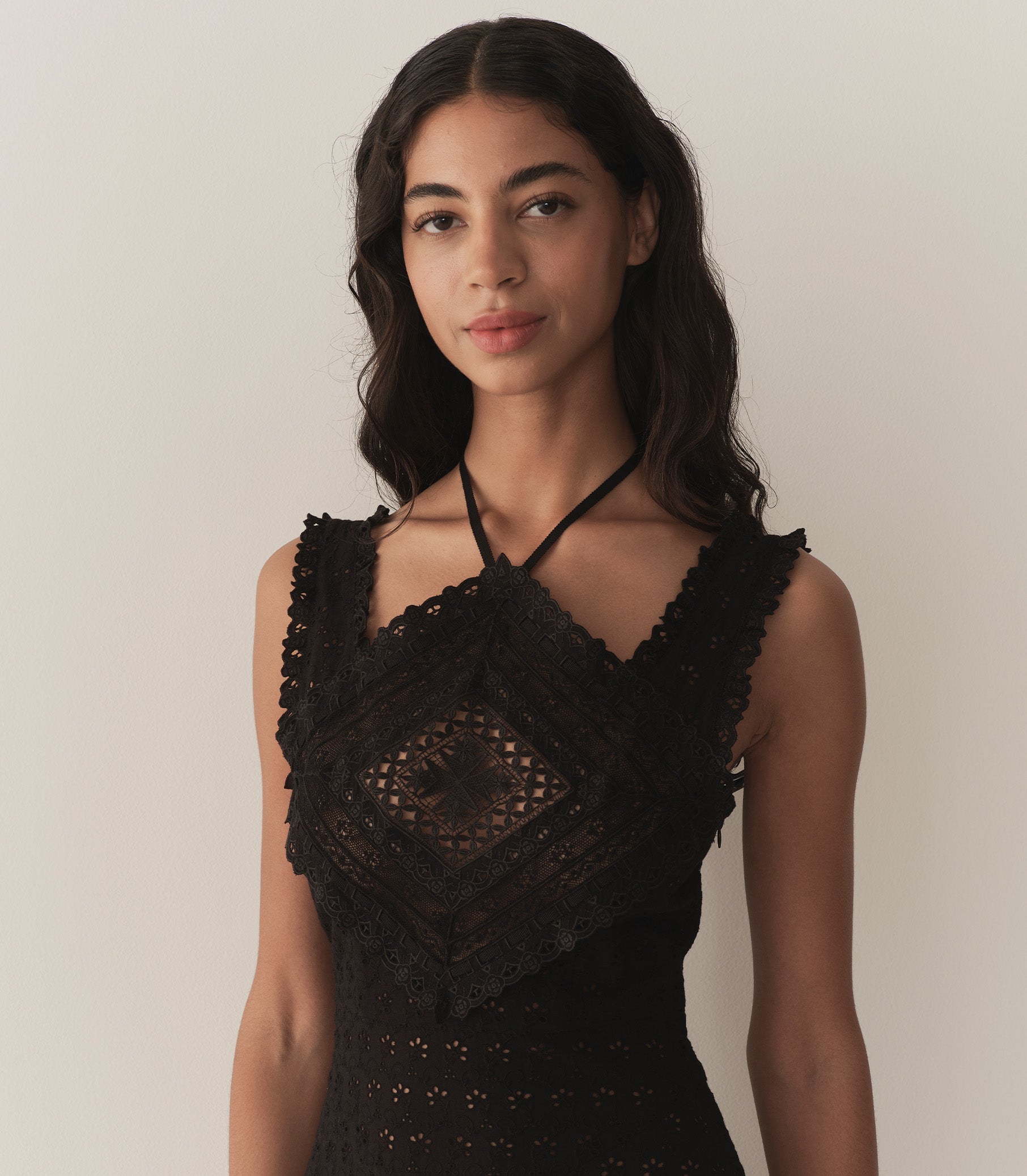 HMD -- FRIEDA DRESS -- BLACK