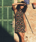 HMD -- GIANNA DRESS -- NOIR WILD ROSE