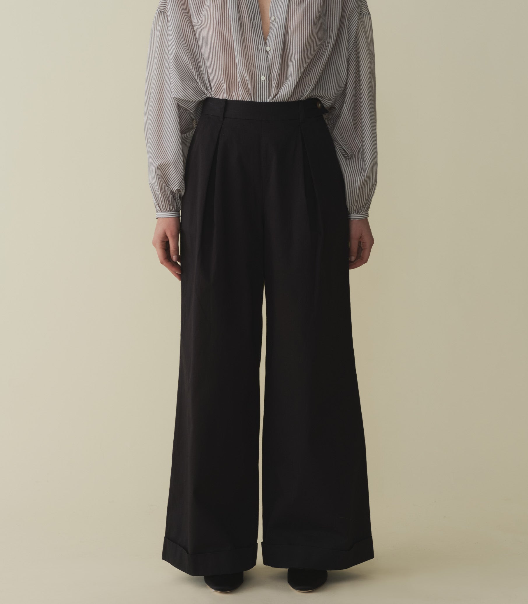 HMD -- HILAIRE PANT -- BLACK