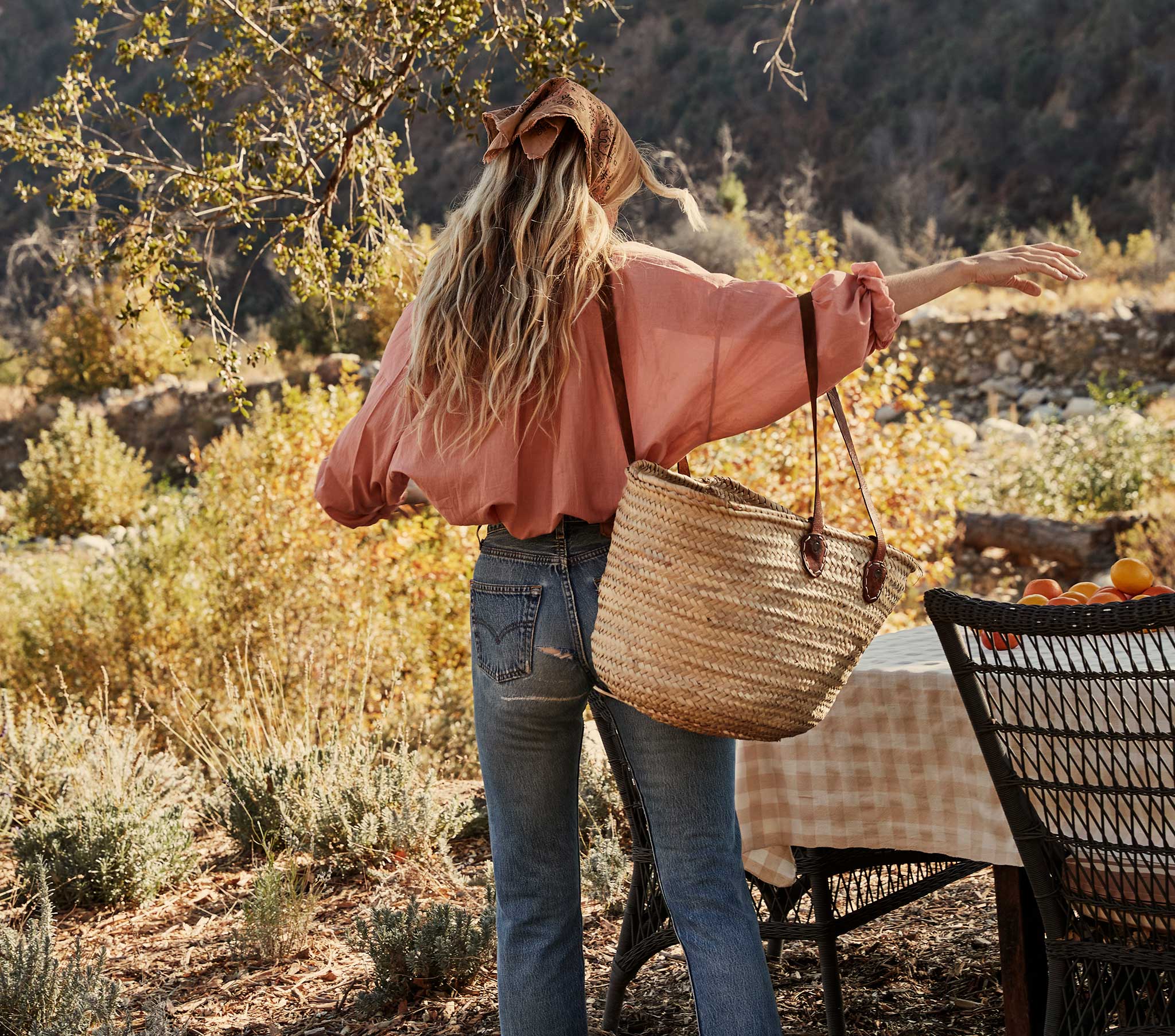 HMD -- THE JANE BLOUSE -- PETAL