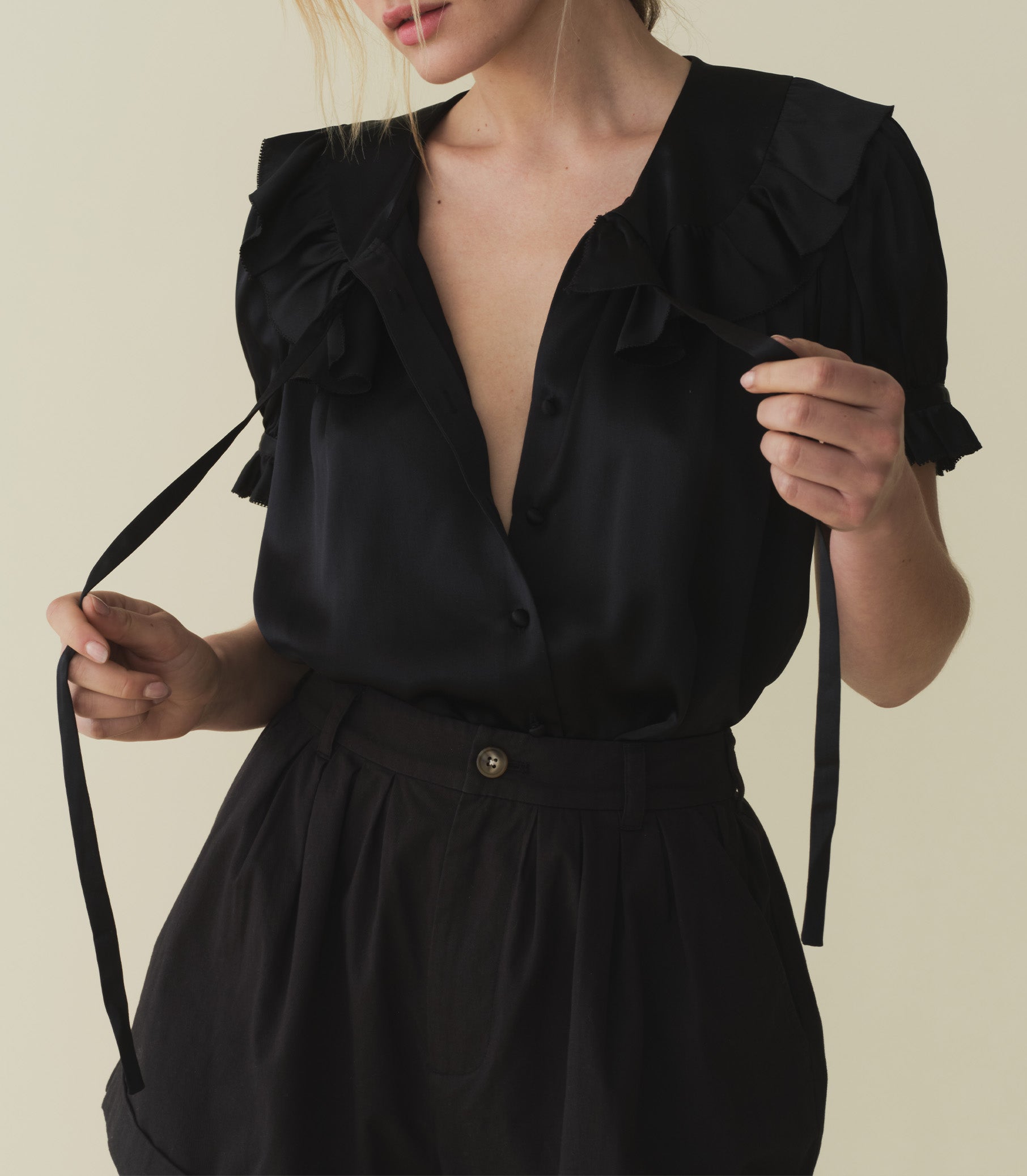 HMD -- KELELA TOP -- BLACK